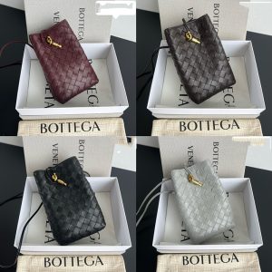 【징공장】보테가베네타 안디아모 레더 폰 파우치 843890 (JING)
