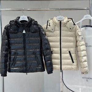 몽클레어 Bady 바디 숏 다운 패딩 자켓