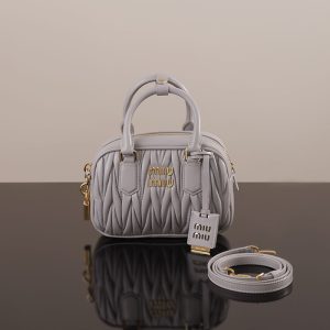 【PURPLE】미우미우 아르카디 마테라쎄 나파 가죽 숄더 백 그레이 5BB123