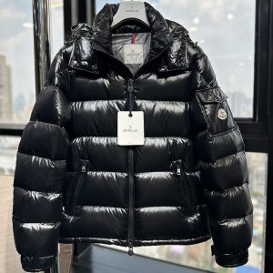 몽클레어 마야 Maya 숏 다운 패딩 자켓