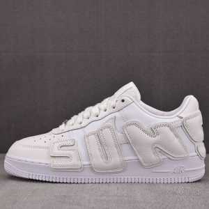 【S2공장】나이키 x CPFM 에어포스 1 로우 프리미엄 화이트 DD7050-100
