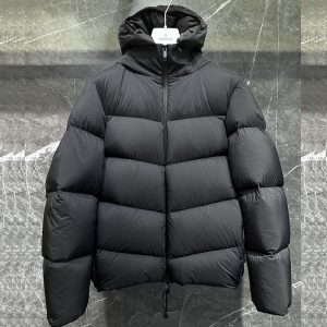몽클레어 Forez 포레즈 후드 숏 다운 자켓
