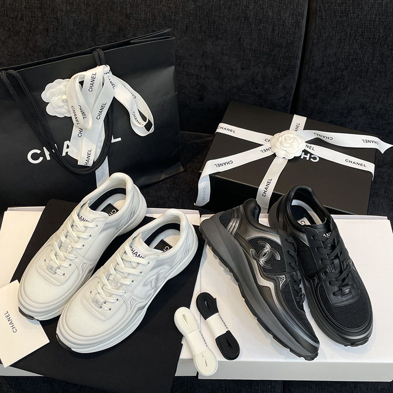 샤넬 26C 크루즈 스니커즈