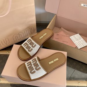 미우미우 캔버스 가죽 슬라이드