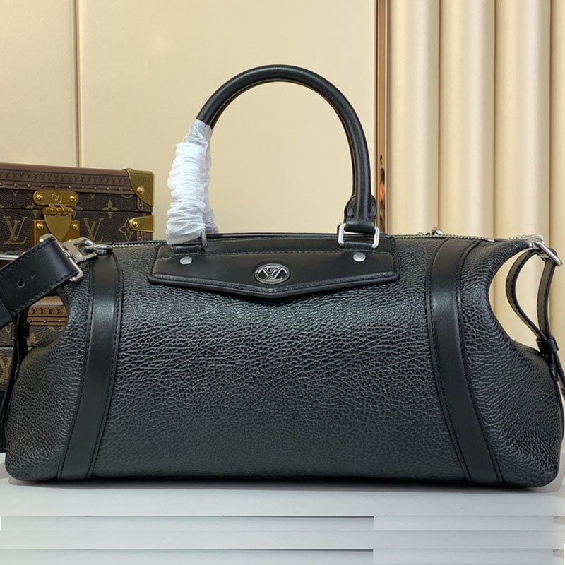 루이비통 LV 바이커 MM 블랙 M14700
