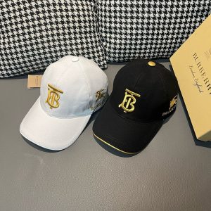 버버리 TB 모노그램 볼캡