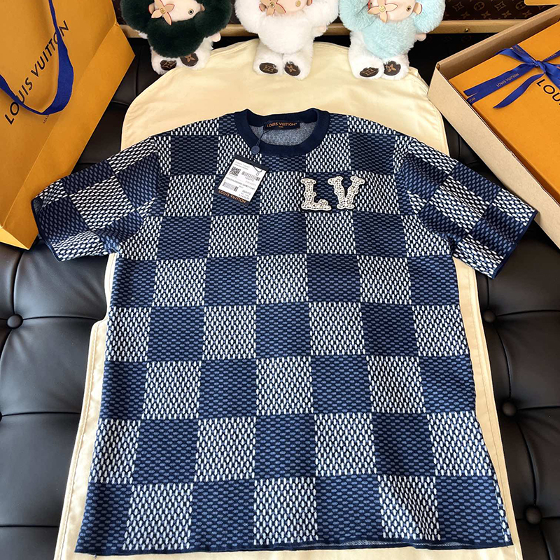 루이비통 다미에 LV 크리스탈 패치 숏 슬리브드 니트 탑