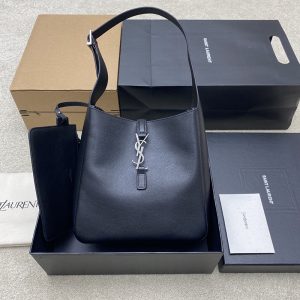 생로랑 LE5À7 서플 스몰 호보 백 850533