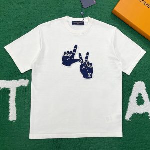 【잔디집】루이비통 숏 슬리브드 시그니처 패치 크루넥 티셔츠 (레어)