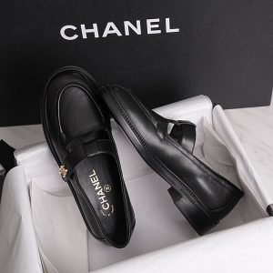 【Happy】샤넬 25P 카프스킨 T 스트랩 턴락 금장 CC로고 로퍼 (터보)
