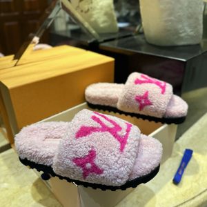 【TJ공장】 루이비통 파세오 플랫뮬 컴포트 뮬 로고 양털 시어링 슬리퍼 핑크/블랙 （터보)