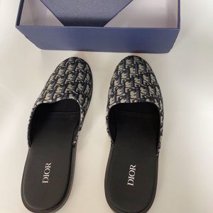 디올 오블리크 뮬 샌들