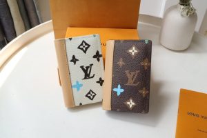 루이비통 멀티플 타일러 모노그램 오거나이저 카드 지갑 7.5*11.1*1CM "2COLOR"