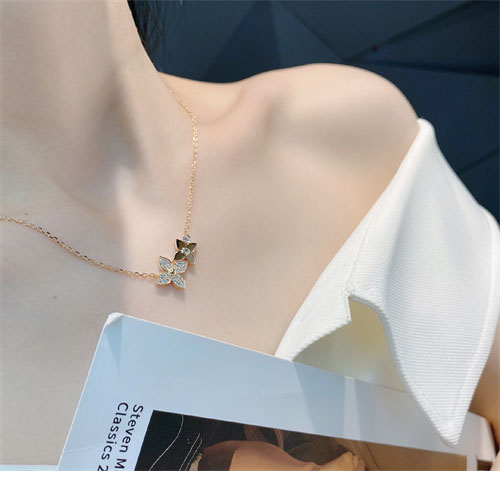루이비통 이딜 블라썸 목걸이