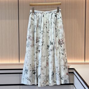 디올 플레어 미디 스커트