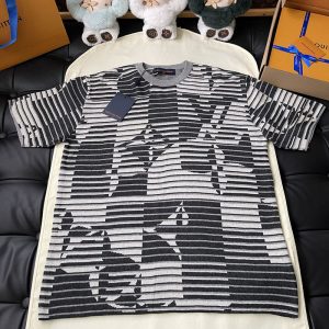 루이비통 오버사이즈 모노그램 플라워 LV 로고 숏 슬리브드 크루넥