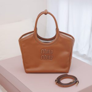 【PURPLE】미우미우 아이비 레더 백 스몰 꼬냑 5BA284