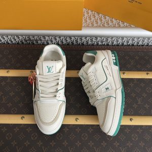 【잔디집】루이비통 LV 트레이너 스니커즈（레어）