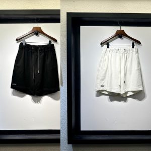 우영미 드로우스트링 자수 로고 숏 팬츠