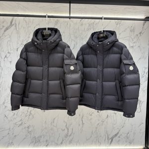몽클레어 Maya 마야 매트 숏 다운 패딩 자켓
