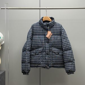 미우미우 리버서블 플란넬 다운 패딩 자켓